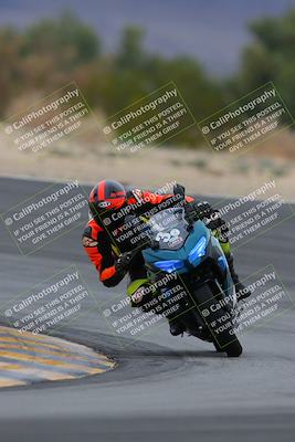 media/Jan-14-2023-SoCal Trackdays (Sat) [[497694156f]]/Turn 10 (1050am)/